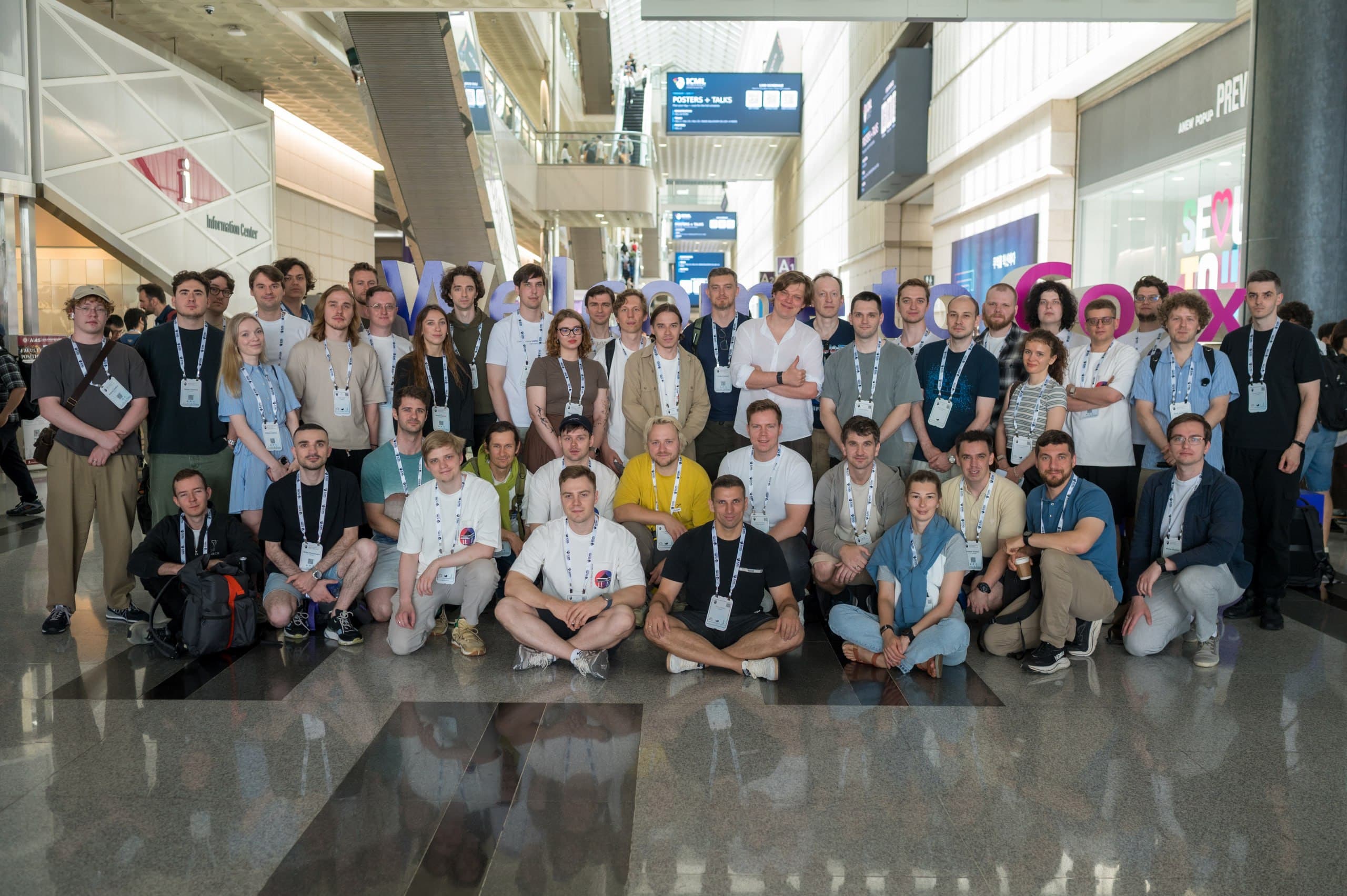 Зачем лететь через полмира, если статьи уже есть на arXiv: что я увидела на ICML 2026